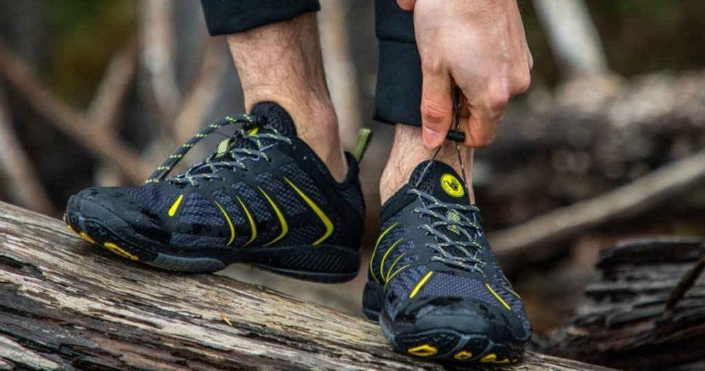 Should You Wear Water Shoes in the Ocean Grid Sub